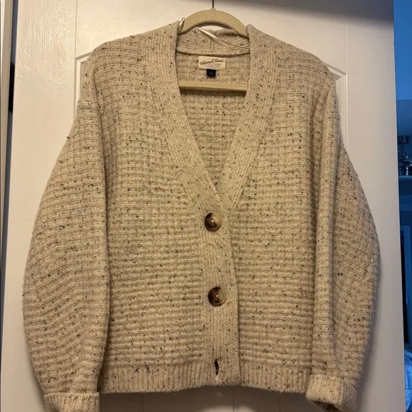 Universal Thread Speckled Cream Cardigan - Picture 3 of 4